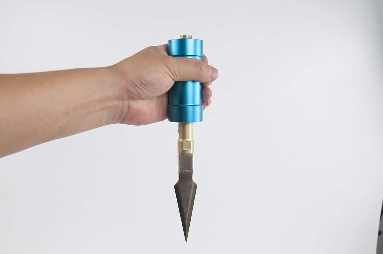 30kHz Ultrasonic Plastic Cutting Knife Fixed on Robot Arm - China Ultrasonic  Knife, Cutting Machine for Plasti